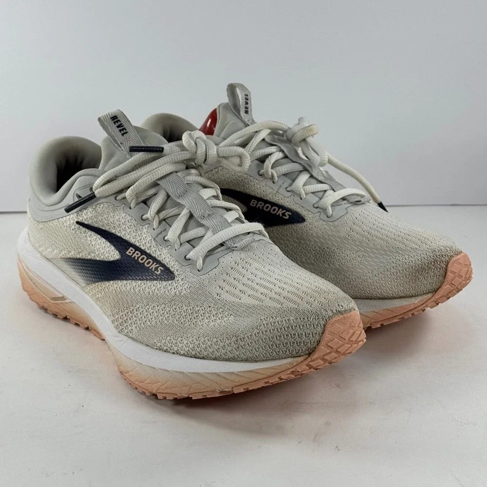 Brooks Revel 5 Women's Running Shoes Light Grey Peach Size 8‎ Medium B Nwot - Picture 2 of 13